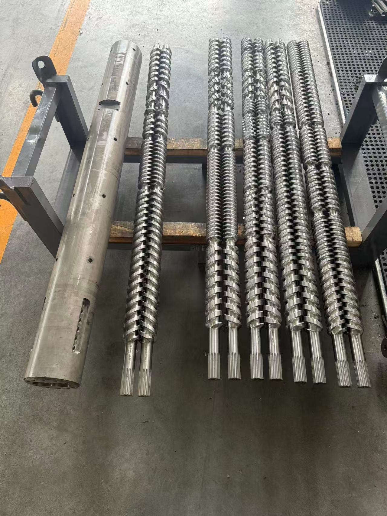 Exploring the Impact of Friction on Single Screw Extruder Barrel Productivity