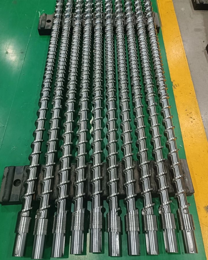 Extruder Screw and Barrel for Sale: A Guide to Optimal Performance